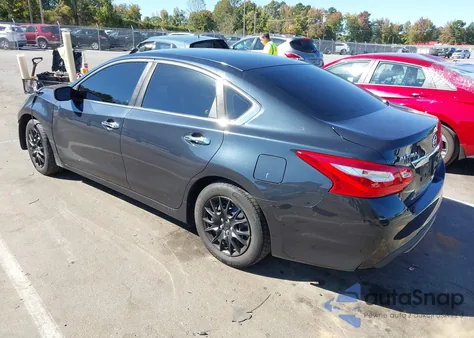 2016 Nissan Altima 2.5/2.5 S/2.5 Sl/2.5 Sr/2.5 Sv z USA, uszkodzony, nr VIN 1N4AL3AP2GN375884